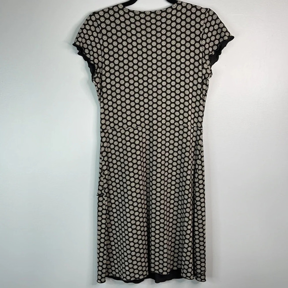 GAP Y2K Navy and White Floral Tiered Ruffled Dress Short Sleeves Crossover Sm - Picture 6 of 11